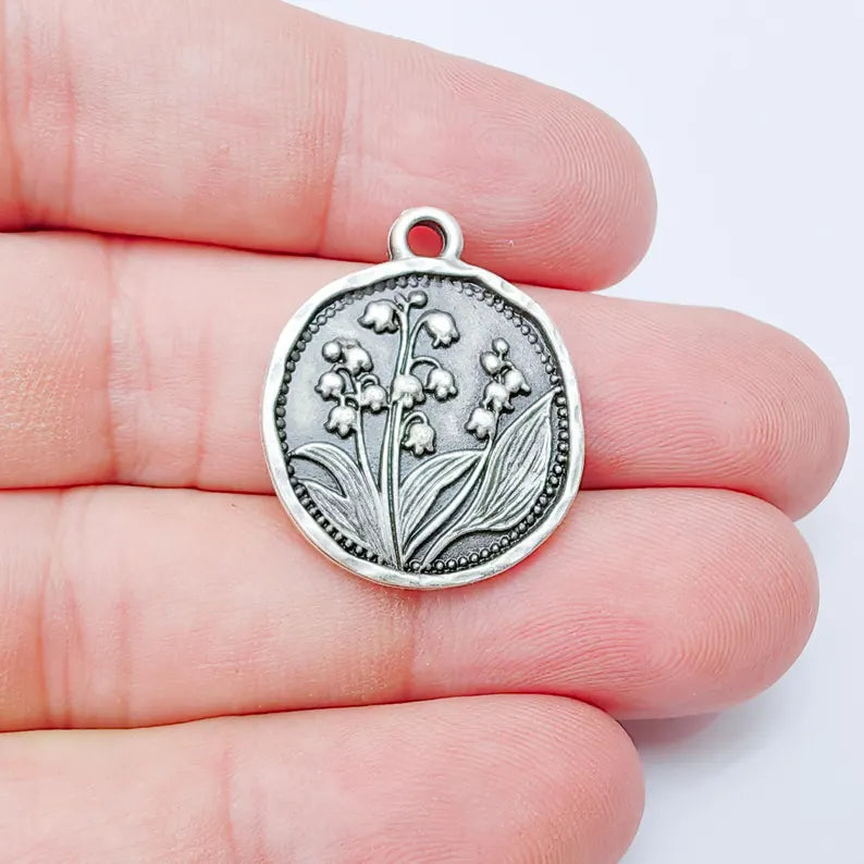 Lily of the Valley Charm, Floral Pendant, Boho Jewelry Making Supplies, Antique Silver Plated, 27x22mm G37336