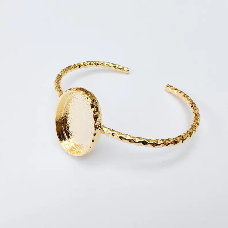 Hammered Bracelet Bezel, Adjustable Cuff Blank, 24k Shiny Gold Jewelry Supplies, 25x18mm G37337