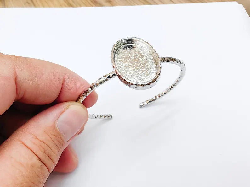 Hammered Bracelet Bezel, Adjustable Cuff Blank, Shiny Silver Plated Jewelry Supplies, 25x18mm G37347