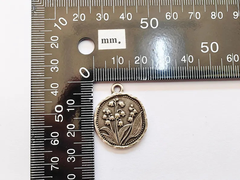 Lily of the Valley Charm, Floral Pendant, Boho Jewelry Making Supplies, Antique Silver Plated, 27x22mm G37336