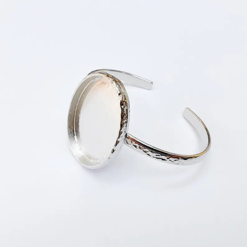 Hammered Bracelet Bezel, Adjustable Cuff Blank, Shiny Silver Plated Jewelry Supplies, 40x30mm G37339