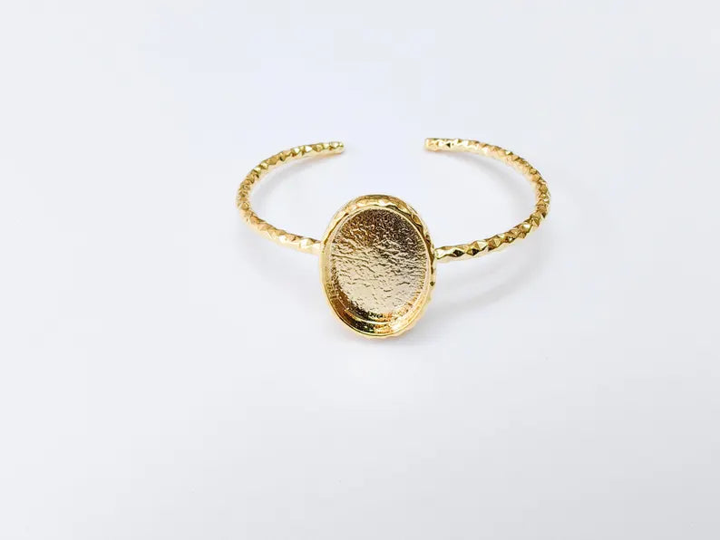 Hammered Bracelet Bezel, Adjustable Cuff Blank, 24k Shiny Gold Jewelry Supplies, 25x18mm G37337