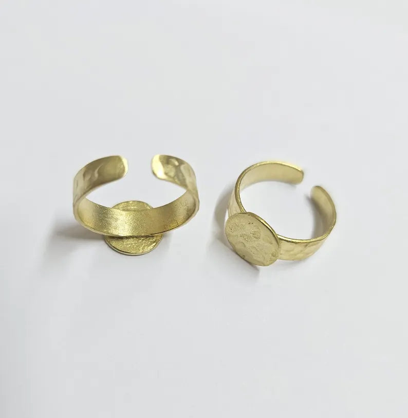 Hammered Adjustable Ring Base, Raw Brass Ring Blank, Boho Jewelry Making Supplies, 10mm Pad G37350