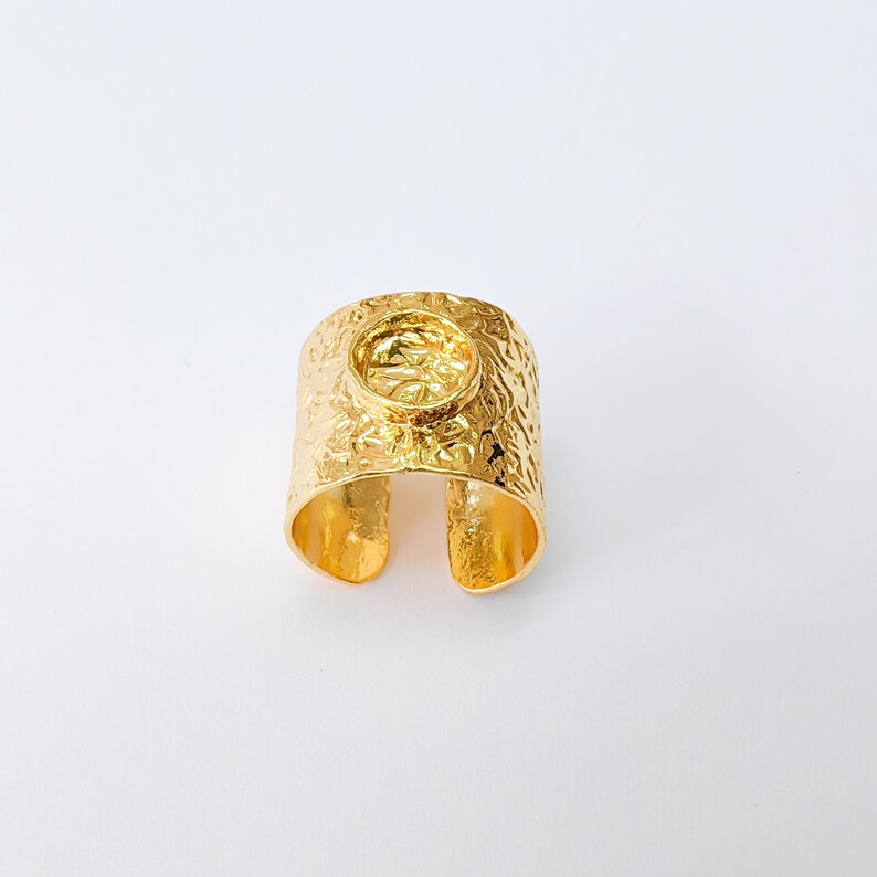 Adjustable Wide Band Ring with 8mm Round Blank, 24k Shiny Gold Plated Brass, Nickel Free Lead Free, Jewelry Making Supplies, G37428