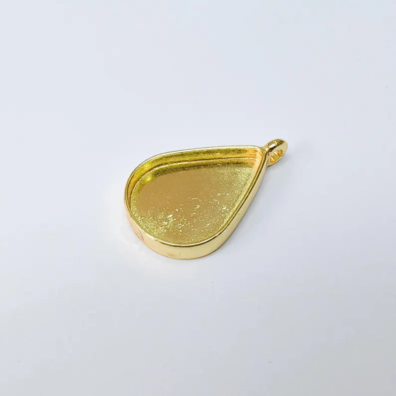 Teardrop Pendant Bezel 30x22mm, 24k Shiny Gold Plated Zamac, Nickel Free Lead Free, Jewelry Making Supplies, G37437