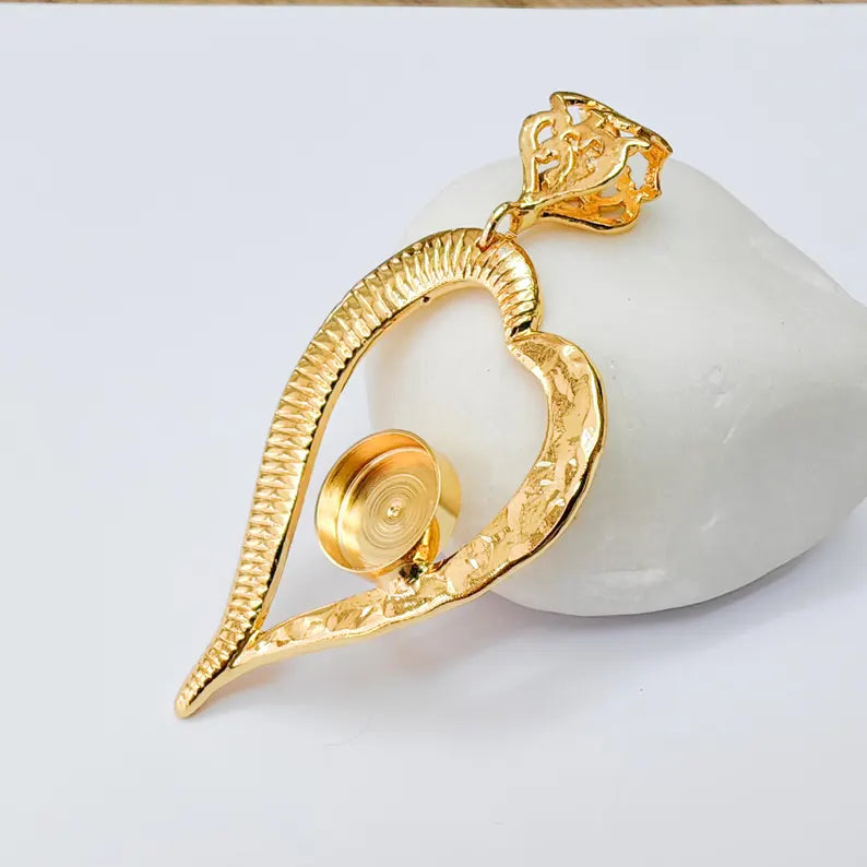 Heart Pendant Bezel, 12mm Round Setting, 24k Shiny Gold Brass, Large Statement Jewelry Making, 67x32mm G37370