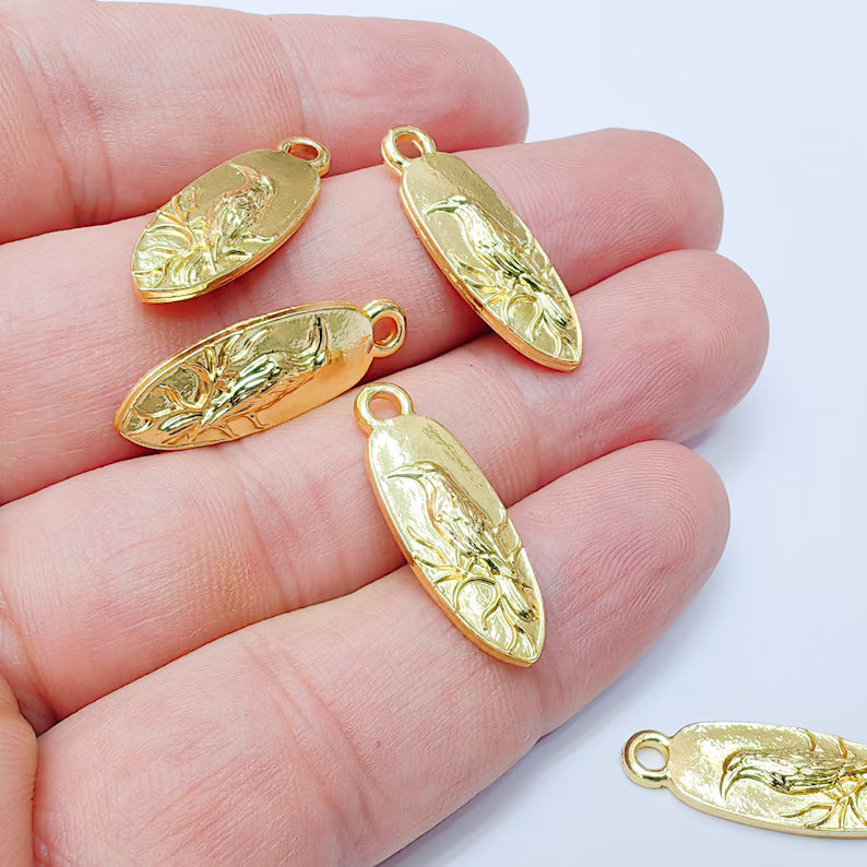 2 Raven Charm Pendant, Oval Bird Jewelry Making Supplies, 24k Shiny Gold Zamac, 26x9mm, G37384
