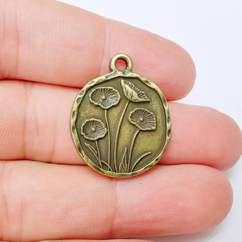 Poppy Flower Charm, Round Floral Pendant, Antique Bronze Plated, Jewelry Making Supplies 28x23mm G37481