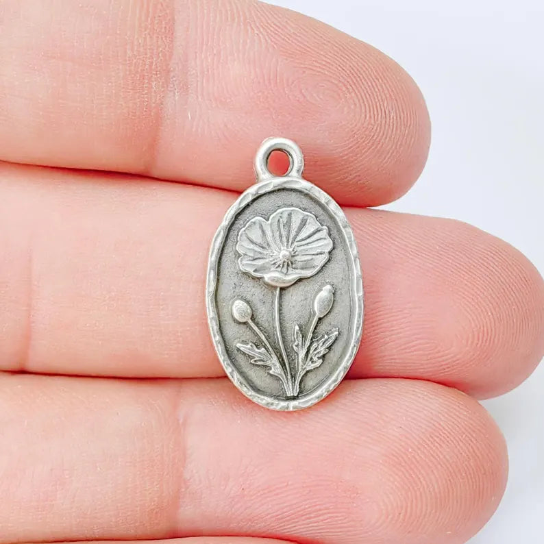 2 Poppy Flower Charm, Oval Pendant, Antique Silver Plated, 23x13mm, Double Sided Jewelry Making Supplies, Zamac G37397