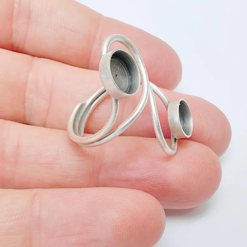 Adjustable Swirl Ring Base with 8mm Round Bezels, Antique Silver Plated Brass, Nickel Free Lead Free, Jewelry Making Supplies, G37505