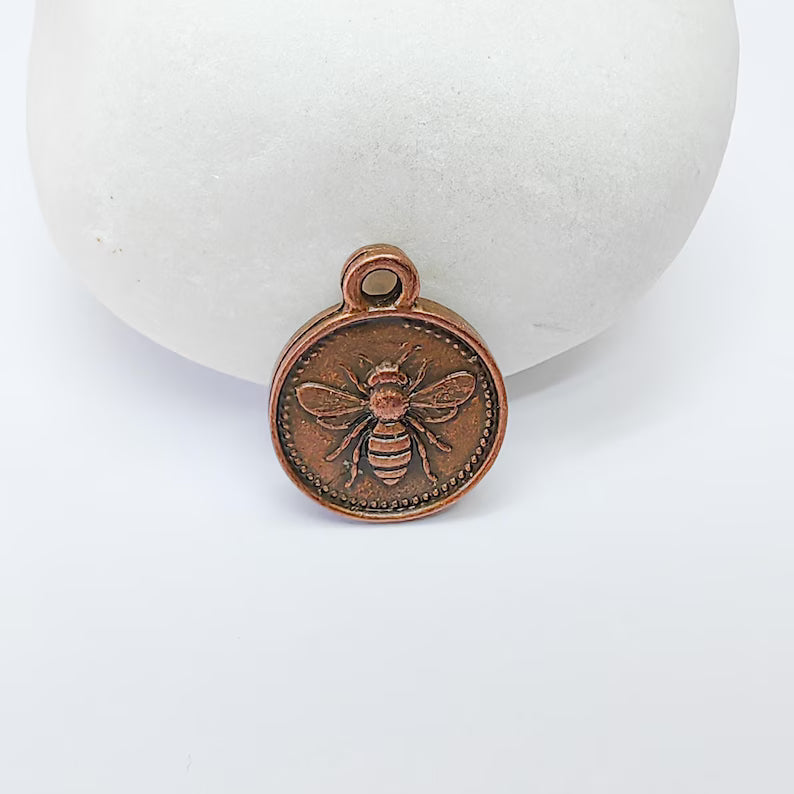 4 Bee Charms, Double Sided Pendant, Reversible Earring Charm, Boho Bracelet Charms, Nature Insect Charm, Antique Copper Plated 17x13mm G37506