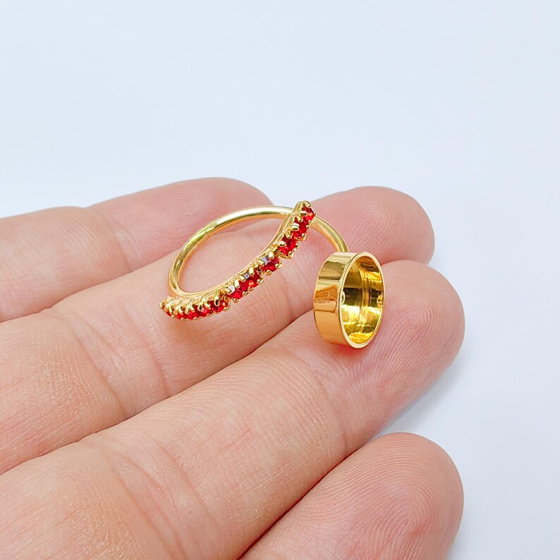 Adjustable Ring Bezel, 10mm Round Bezel Cup, Red Crystal, 24K Gold Plated, G37421