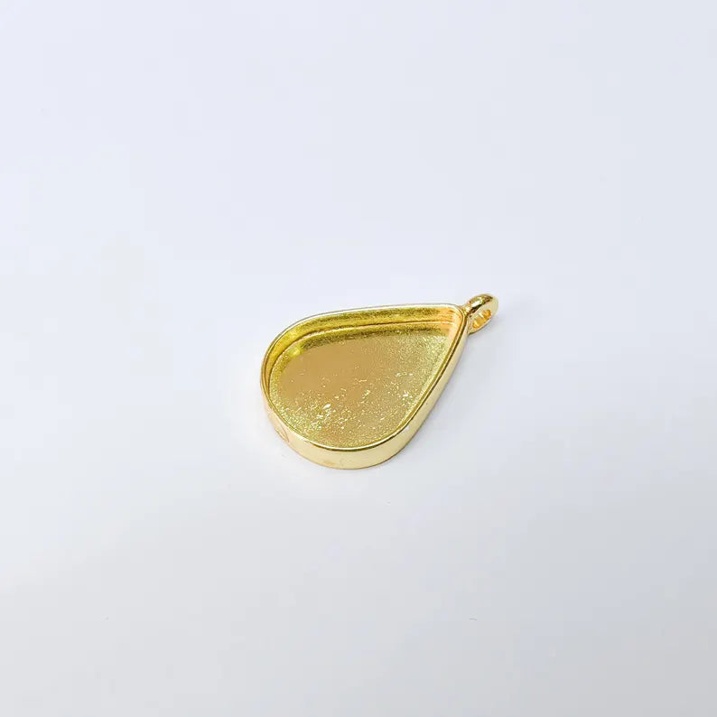 Teardrop Pendant Bezel 30x22mm, 24k Shiny Gold Plated Zamac, Nickel Free Lead Free, Jewelry Making Supplies, G37437