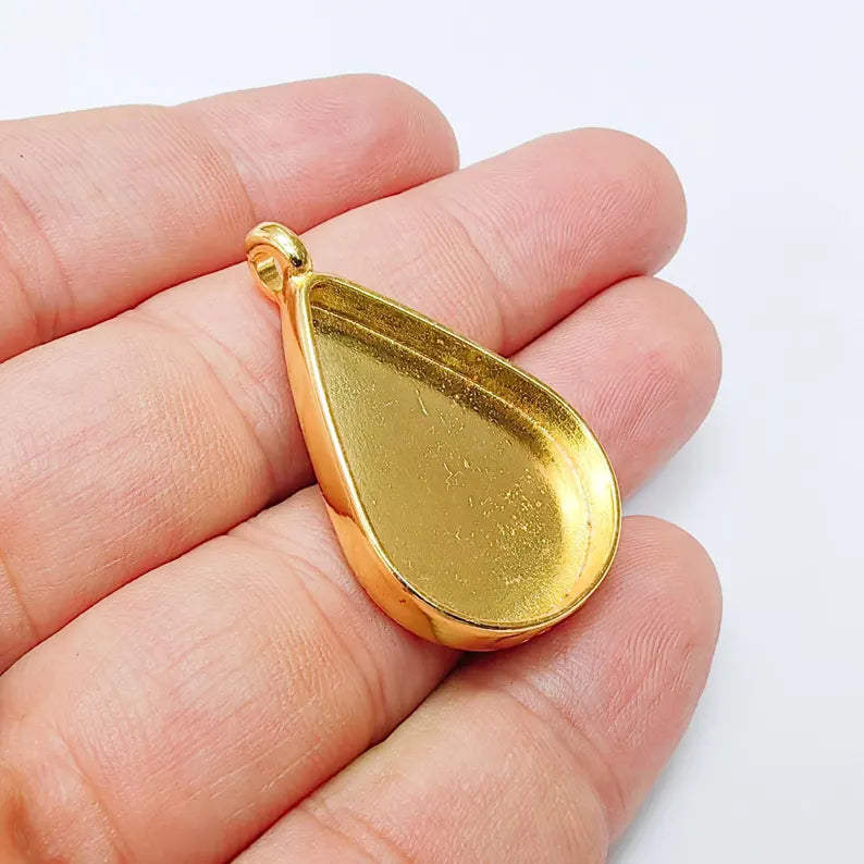 Teardrop Pendant Bezel 30x22mm, 24k Shiny Gold Plated Zamac, Nickel Free Lead Free, Jewelry Making Supplies, G37437