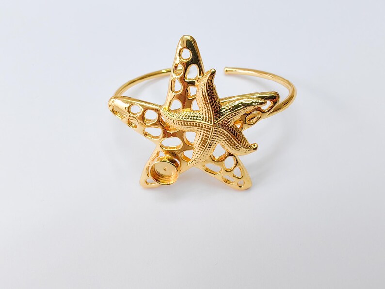 Adjustable Starfish Bracelet with 8mm Round Blank, 24k Shiny Gold Plated Brass, Nickel Free Lead Free, Jewelry Making Supplies, G37441