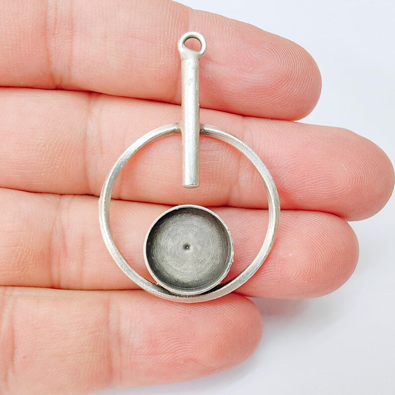 Geometric Pendant with 14mm Round Bezel, 45x29mm, Antique Silver Plated Brass, Nickel Free Lead Free, Jewelry Making Supplies, G37444