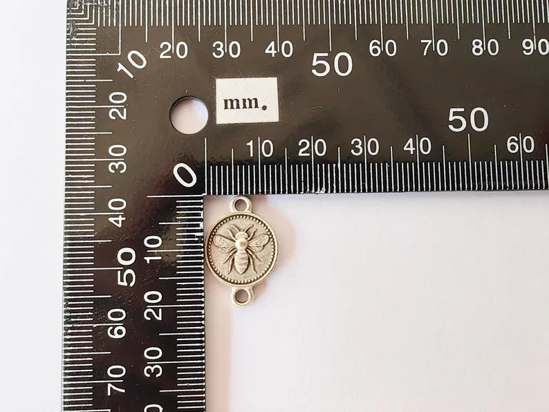 4 Bee Connector Double Sided Charm, 21x14mm Antique Silver Plated Zamac, Nickel Free Lead Free, Jewelry Making Supplies, G37456