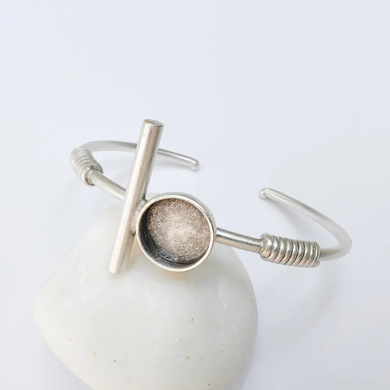 Adjustable Bracelet Base with 12mm Round Bezel, Antique Silver Plated Brass, Nickel Free Lead Free, Jewelry Making Supplies, G37467