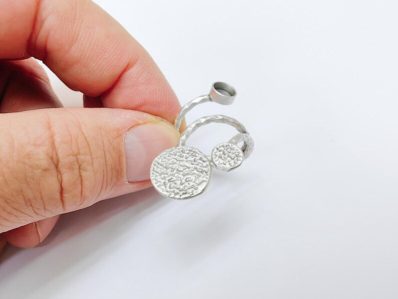 Hammered Adjustable Ring Base with 6mm Bezel, Textured Brass Band for Cabochon Jewelry G37526