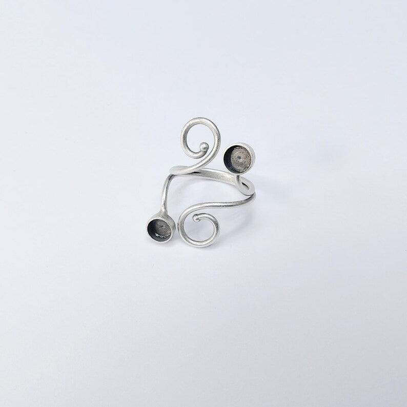 Adjustable Swirl Ring Base with 6mm Round Bezels, Antique Silver Plated Brass, Nickel Free Lead Free, Jewelry Making Supplies, G37495