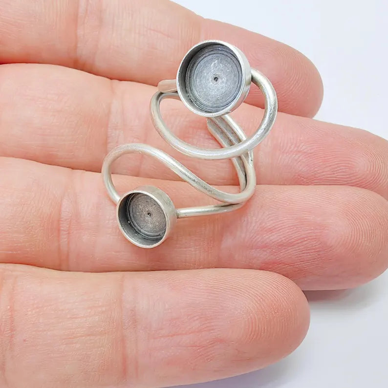 Adjustable Swirl Ring Base with 8mm Round Bezels, Antique Silver Plated Brass, Nickel Free Lead Free, Jewelry Making Supplies, G37505