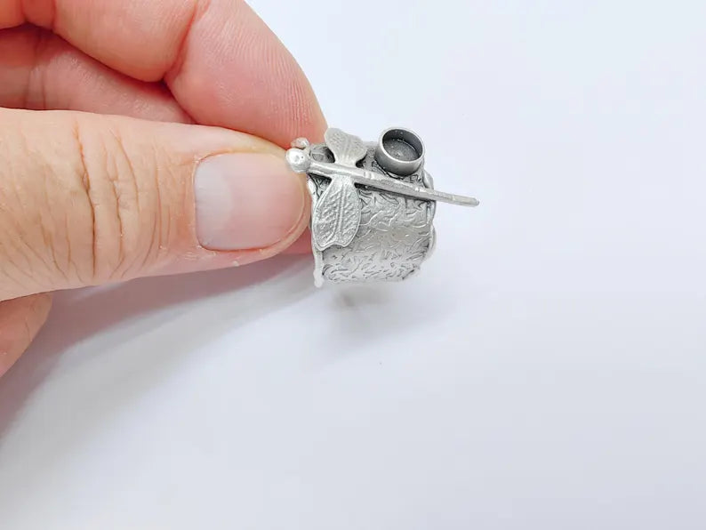 Dragonfly Adjustable Ring Base, 6mm Bezel Setting for Cabochons and Resin, Antique Silver Plated Brass Jewelry Ring, G37512