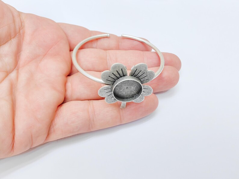 Four Leaf Clover Adjustable Bracelet, 16mm Bezel Setting Open Cuff Bangle, Antique Silver Plated Brass Jewelry Base for Cabochons, G37514