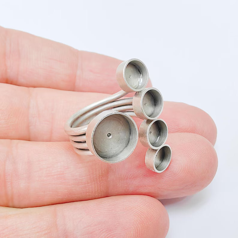 Multi Bezel Adjustable Ring, Four 6mm and One 10mm Bezel Settings, Antique Silver Plated Brass Jewelry Base for Cabochons, G37516
