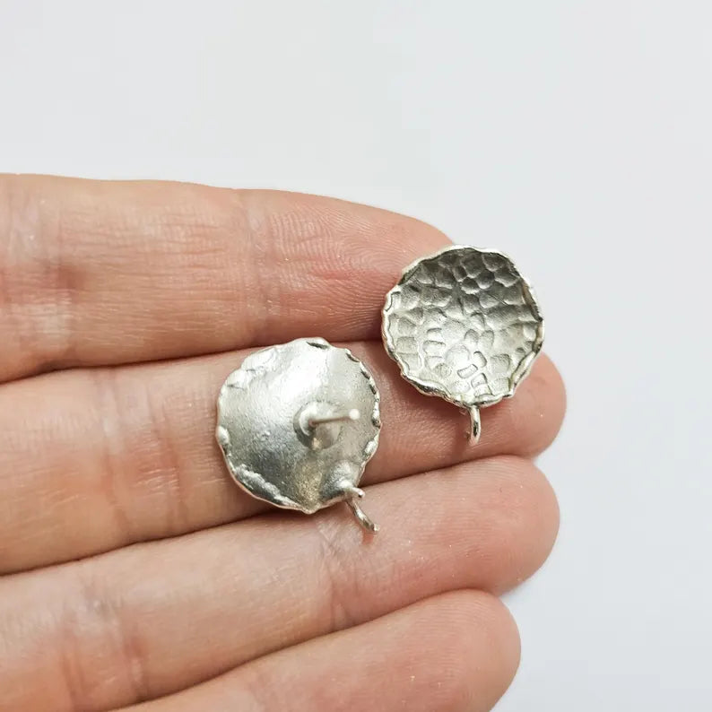 Earring Stud Base Blank with Loop, Hammered Earring Post, Ear Setting, Antique Silver Plated Brass 16mm G37519