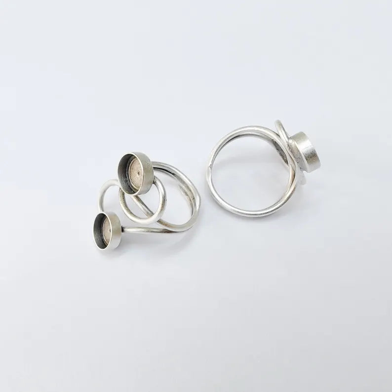 Adjustable Ring Base with Two 8mm Bezels, Double Bezel Brass Ring Setting for Cabochon Jewelry G37529