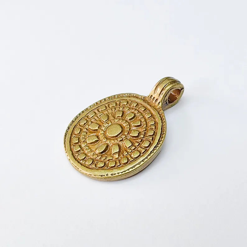 Antique Bronze Round Pendant with Ornate Pattern 30x21mm, Nickel Free Zamac Charm for Necklace Making G37532