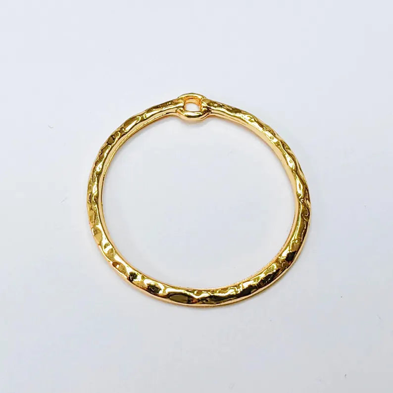 2 Hammered Circle Pendant 30x28mm, Round Hoop Connector Charm, 24k Shiny Gold Zamac G37543