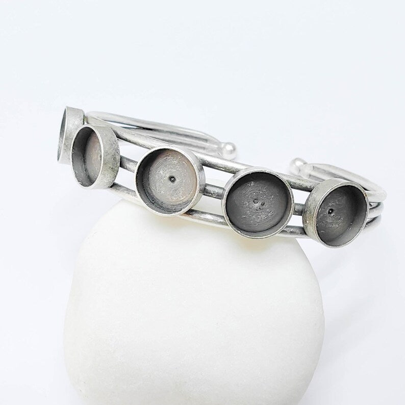 Adjustable Bracelet with 5 Settings, 10mm Bezel Cups, Antique Silver Plated Brass, Nickel Free, Lead Free, G37545