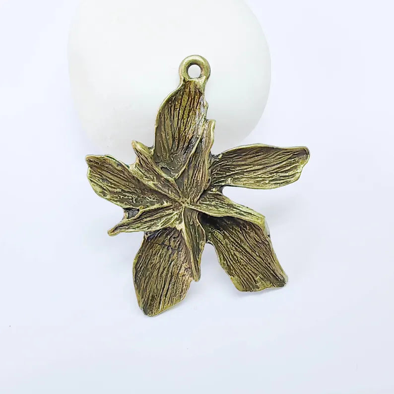 Antique Bronze Flower Pendant, Earring Charms, Nature Inspired Floral Design, Lotus Pendant 51x49mm G37564