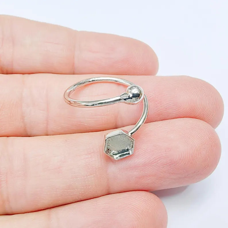 Hexagon Ring Blank Setting, Cabochon Bezel, Adjustable Shiny Silver Plated Brass (6mm bezel) G37578