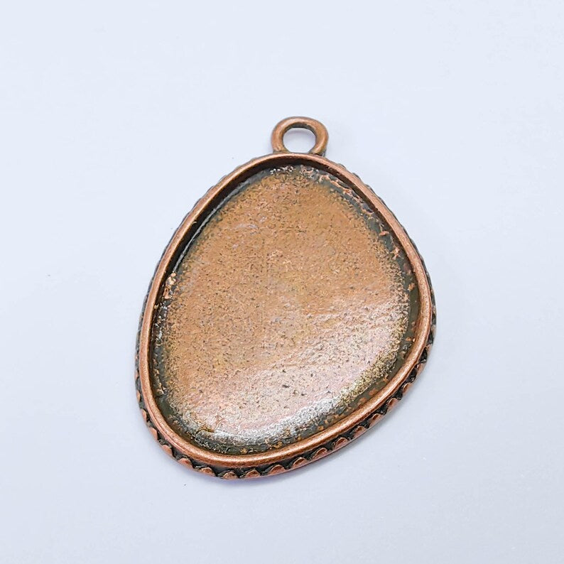 Copper Oval Pendant Setting, 37x29mm Bezel Tray, Textured Edge, Jewelry Making Supplies, G37580