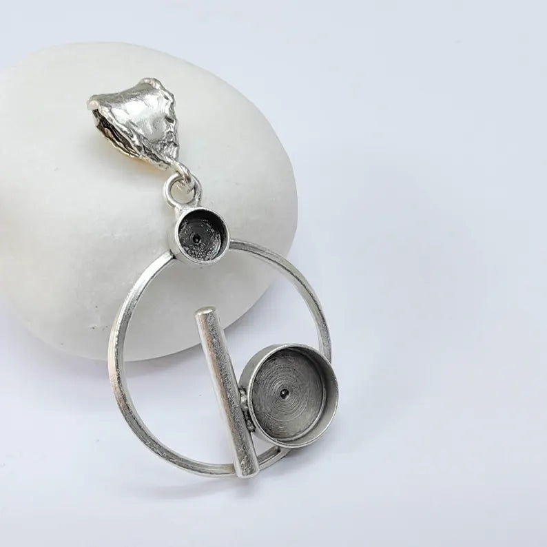 Pendant Bezel Setting, Geometric 12mm and 6mm Bezel Cups, Antique Silver Brass, 39x30mm, G37585