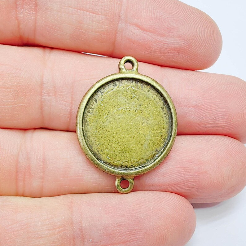 Round Connector Pendant 31x23mm, 20mm Bezel Setting, Antique Bronze Plated Jewelry Base G37587