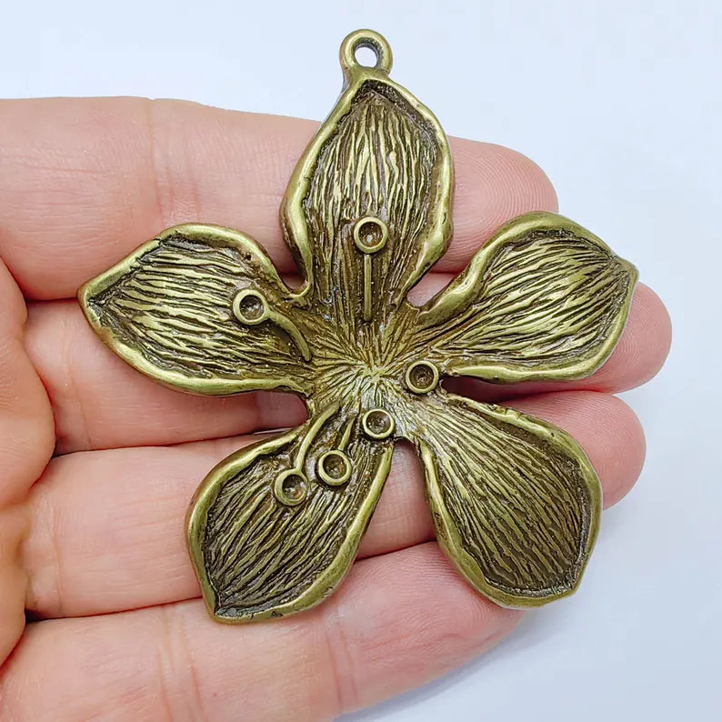 Antique Bronze Floral Pendant, Large Flower Charm, Textured 71x70mm Component, G37589