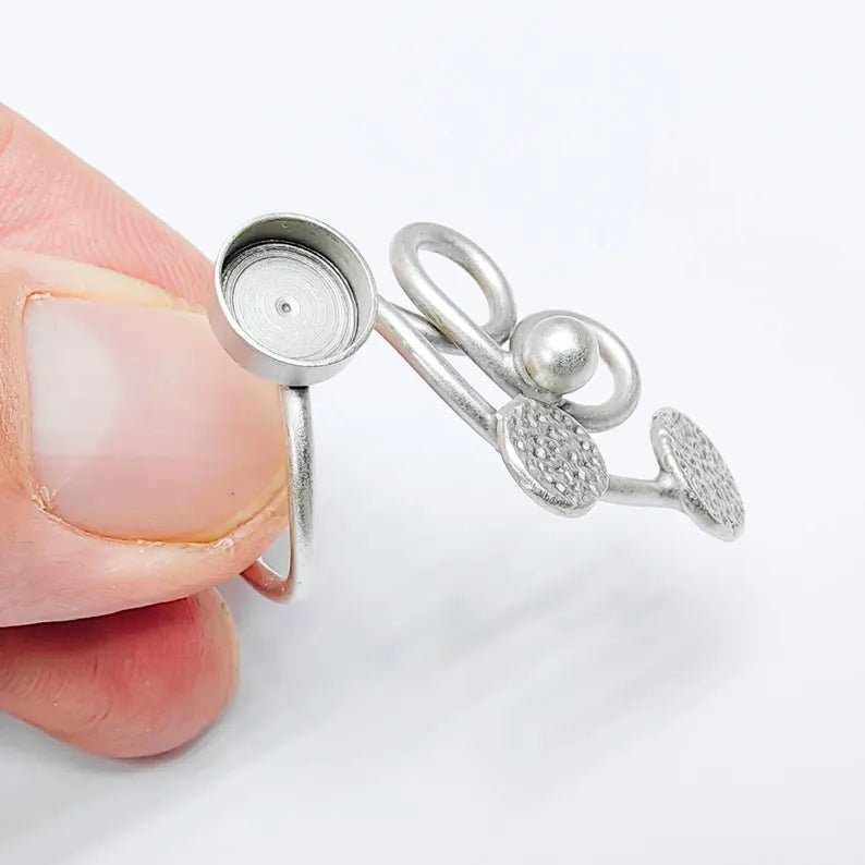 Adjustable Spiral Ring Base 8mm Bezel, Boho Swirl Design, Antique Silver Plated Brass Setting, Nickel Free Lead Free G37551