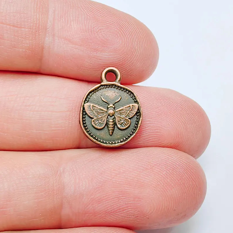 4 Moth Charm Pendant 16x13mm, Double Sided Insect Jewelry Supply, Antique Copper Plated Zamak Pendant, Nickel Free Lead Free G37552