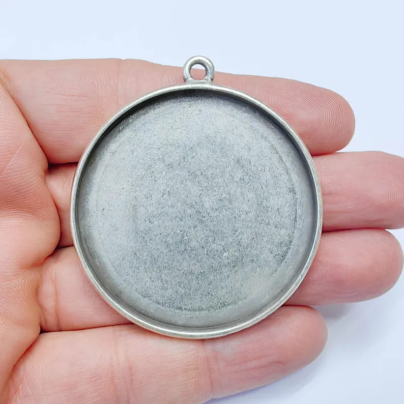 Large Round Pendant Blanks, Resin Bezel Bases, Mountings, Antique Silver Plated 50 mm G37597