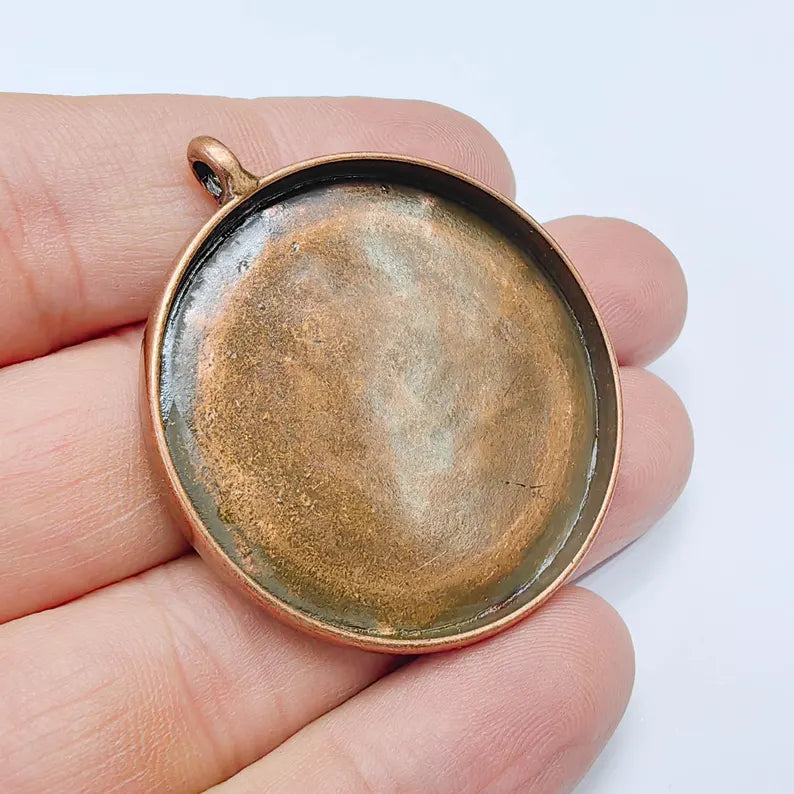 Round Pendant Blanks, Resin Bezel Bases, Mosaic Mountings, Antique Copper Plated (40mm) G37601