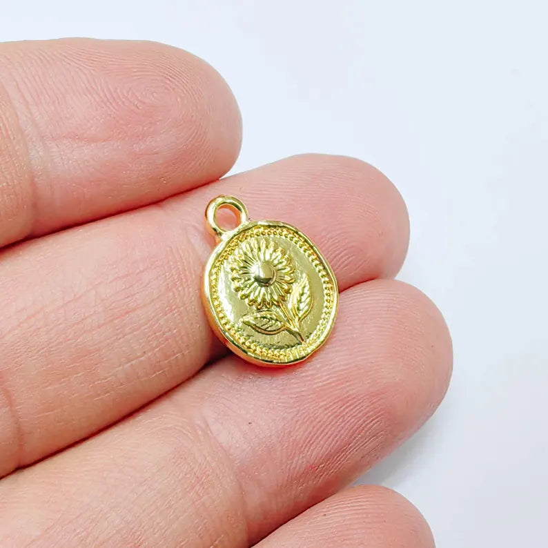 2 Sunflower Charm, Double Sided Flower Pendant, 24k Gold Plated, Jewelry Making, G37612