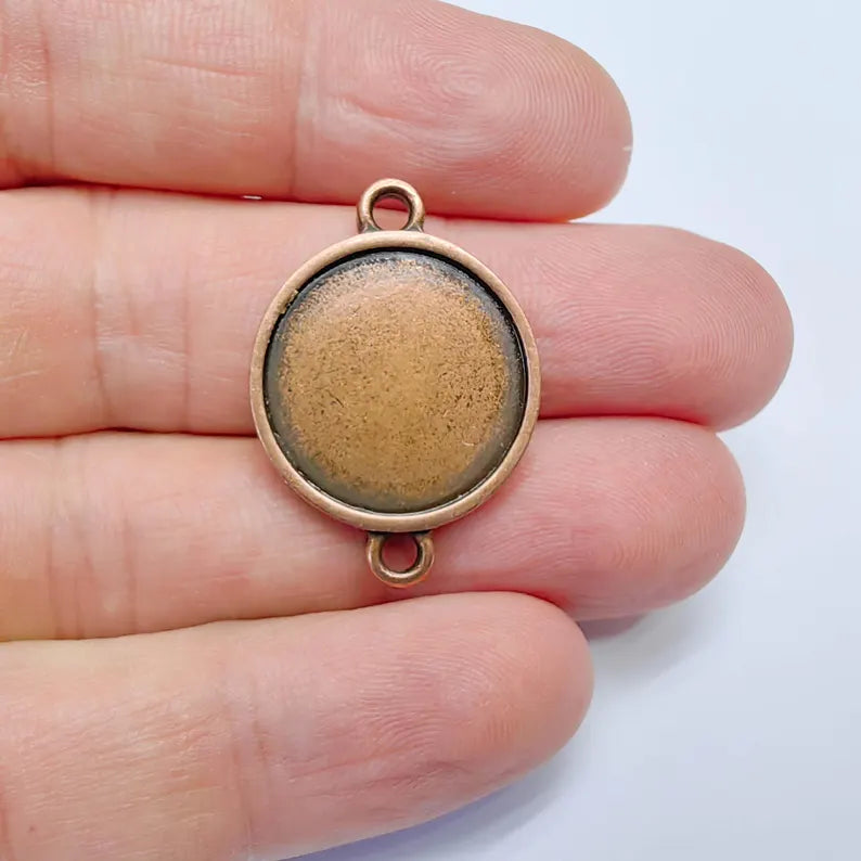 Round Connector Pendant 31x23mm, 20mm Bezel Setting, Antique Copper Plated Jewelry Base G37570