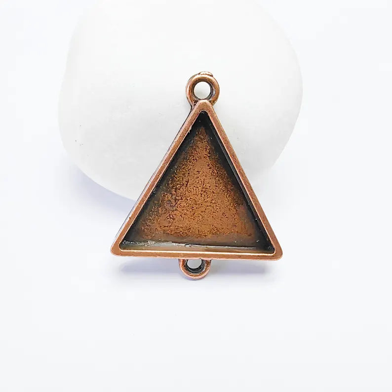 Triangle Pendant Connector, 24mm Bezel Setting, Copper Plated Zamak Charm, 32x27mm Triangle Frame, G37573