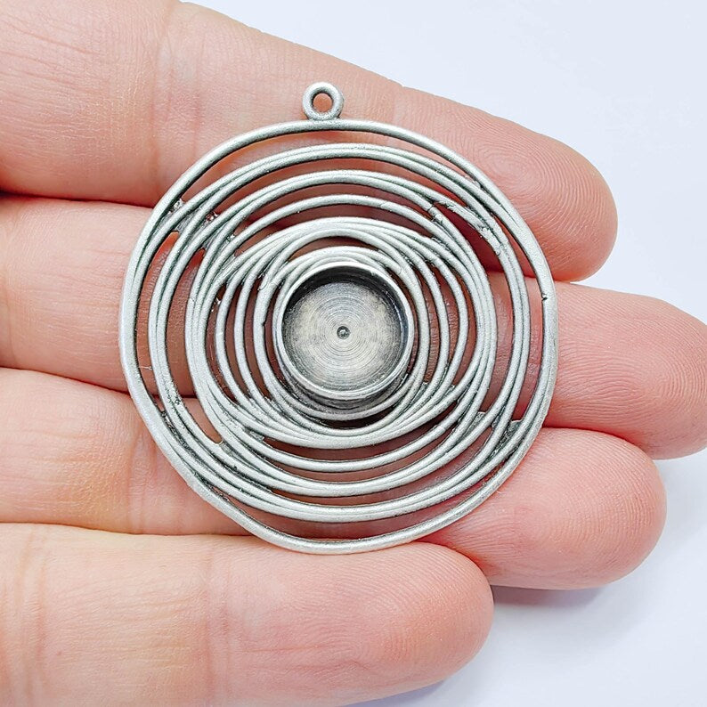 Circular Spiral Pendant Cabochon Setting, Antique Silver Plated Brass, 12mm bezel, 46x44mm G37579