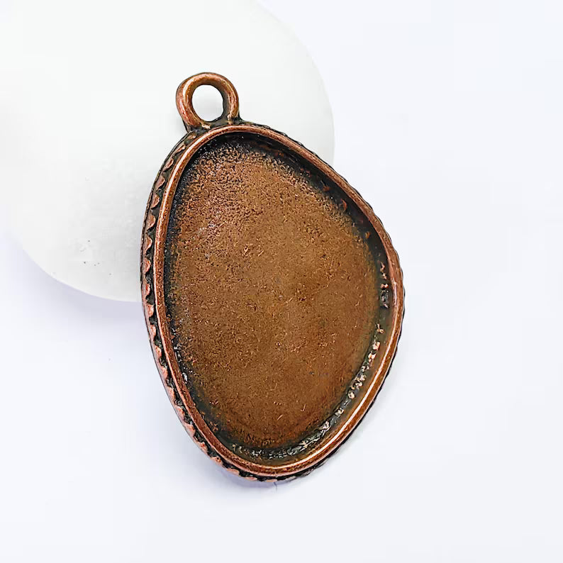 Copper Oval Pendant Setting, 37x29mm Bezel Tray, Textured Edge, Jewelry Making Supplies, G37580