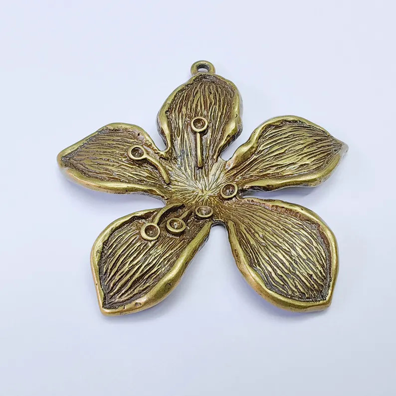 Antique Bronze Floral Pendant, Large Flower Charm, Textured 71x70mm Component, G37589