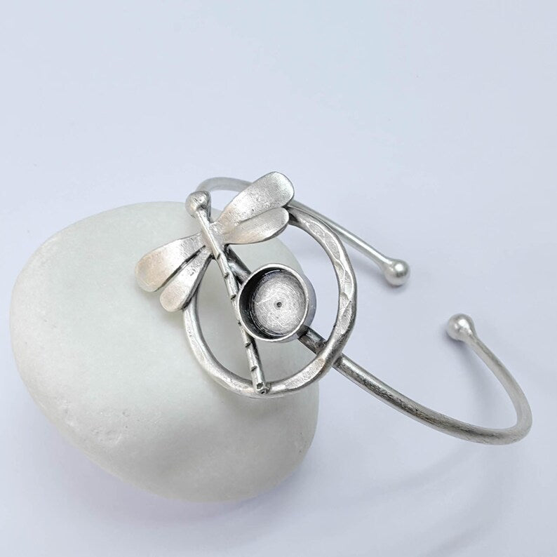 Dragonfly Bracelet, 8mm Bezel, Adjustable Brass Cuff, Antique Silver Plated, G37591